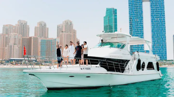 dubai-marina-yacht-tour.webp